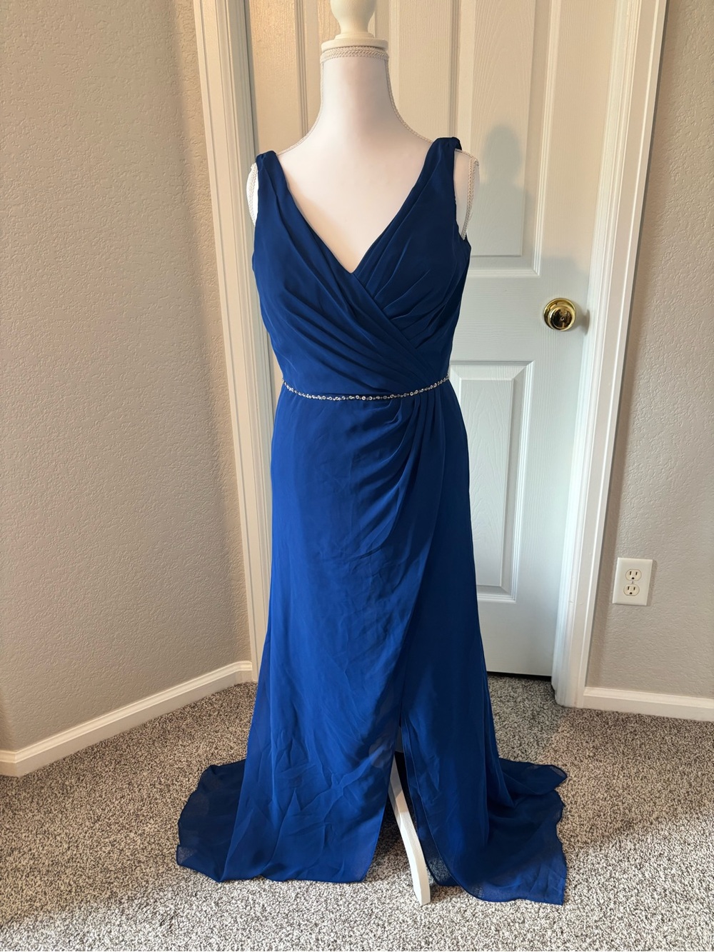 Alfred Angelo Elegant Royal Blue V-Neck Evening Gown - size US 8